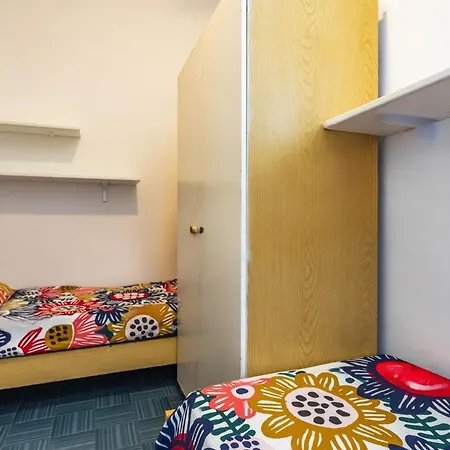 Cozy Townhouse For Families With Pool And Garden *